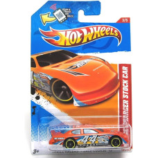 Машинка Hot Wheels Dodge Charger Stock Car (2012 Базовая - Thrill Racers: Race Course)