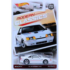 Машинка Hot Wheels '84 Mustang SVO (2017 Car Culture - RLC Exclusive Car Set: Modern Classics)